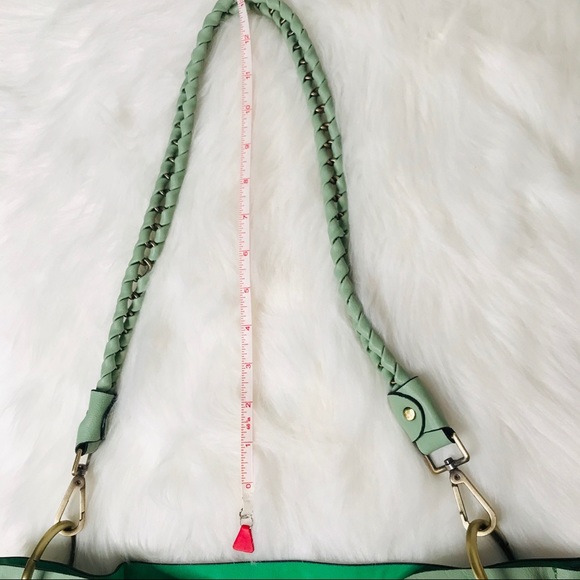 CINDY 🌿 HOBO BAG - Picture 9 of 10